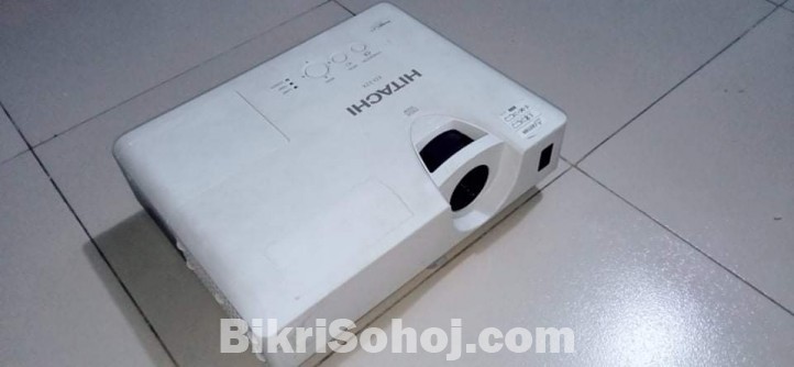 Hitachi Projector